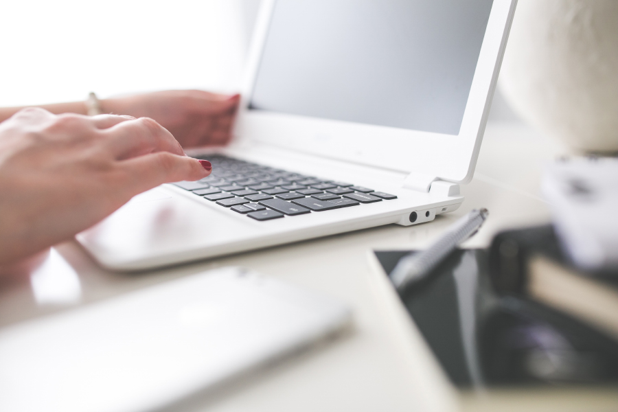 HICOM-ASIA-How-To-Avoid-Plagiarism-Wtiter