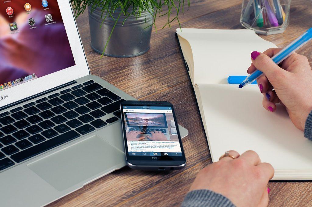 Live Streaming Commerce-1