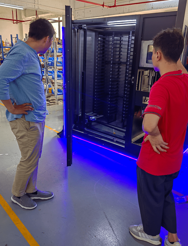 Pizza vending machines-2